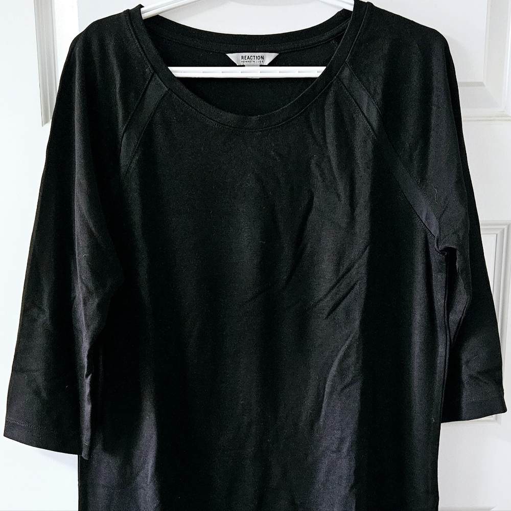 Reaction Kenneth Cole black long sleeve top size large